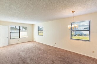 709 Mosley Rd in Lake Alfred, FL - Foto de edificio - Building Photo