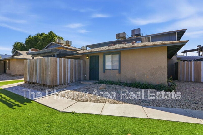 286 W Palomino Dr in Chandler, AZ - Foto de edificio - Building Photo