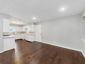 1202 37th St in Galveston, TX - Building Photo - Building Photo