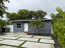 1295 NW 122nd St in North Miami, FL - Building Photo