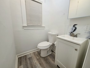 1021 Harrison Ave in Roselle, NJ - Foto de edificio - Building Photo