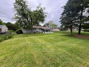 601 Wilshire Dr in Middletown, OH - Building Photo - Building Photo