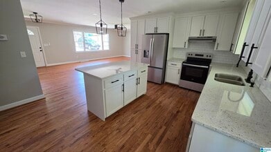 955 3rd Ave NW in Alabaster, AL - Building Photo - Building Photo