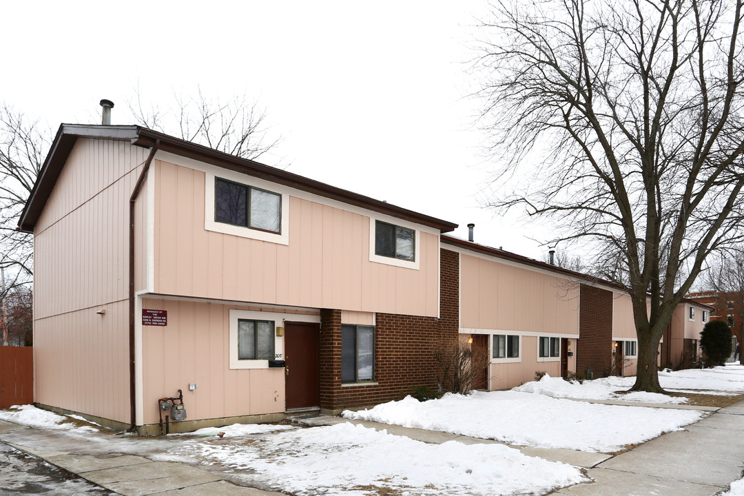 2007-2017 Ashland Ave in Evanston, IL - Building Photo