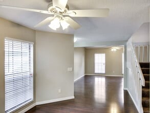 1245 Crossfield Dr in Apopka, FL - Building Photo - Building Photo