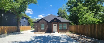 313 Clarence St, Unit Clarence 315 in Fort Worth, TX - Building Photo