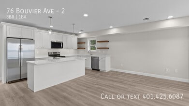 76 Bouvier Ave in Lincoln, RI - Building Photo - Building Photo