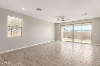 1275 E Jahns Dr in Casa Grande, AZ - Building Photo - Building Photo
