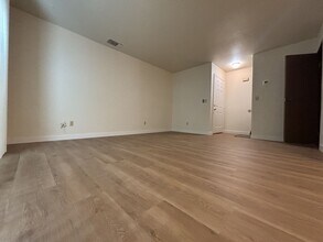 857 Adams Terrace in Davis, CA - Building Photo - Building Photo