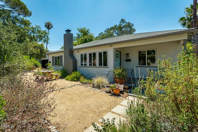 property at 1460 N Marengo Ave