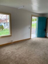 800 Oakhill Ave SE in Salem, OR - Building Photo - Building Photo