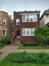 2450 W Gunnison St in Chicago, IL - Building Photo - Building Photo