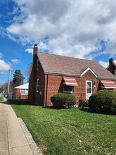 116 W 49th Ave in Gary, IN - Building Photo - Building Photo