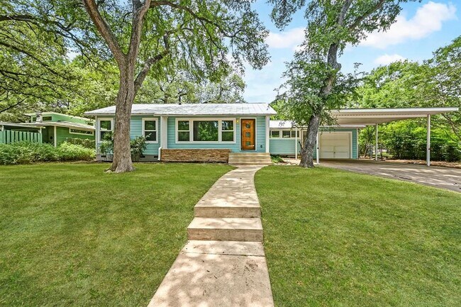 property at 4928 Strass Dr