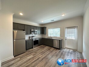 2015 Ocean Dr NW in Atlanta, GA - Building Photo - Building Photo