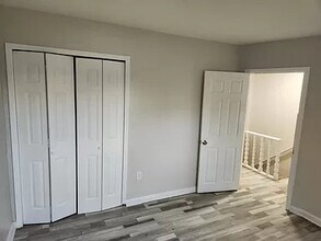 335 Southeastern Terrace in Essex, MD - Building Photo - Building Photo