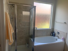 5900 Zachary Scott St in Austin, TX - Building Photo - Building Photo