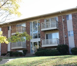 Forest Park Apartments in Forest Park, OH - Foto de edificio - Building Photo