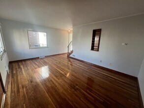 1324 Meadow Rd in Columbus, OH - Foto de edificio - Building Photo