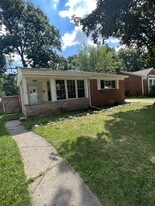 3041 Sylvan Dr in Royal Oak, MI - Building Photo