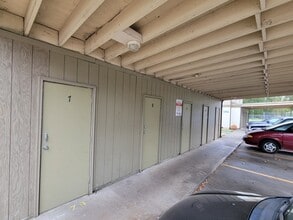 Trinity Terrace Apartments in Salem, OR - Building Photo - Building Photo