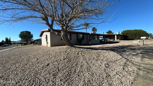 3850 Blackbird Dr in Sierra Vista, AZ - Building Photo - Building Photo
