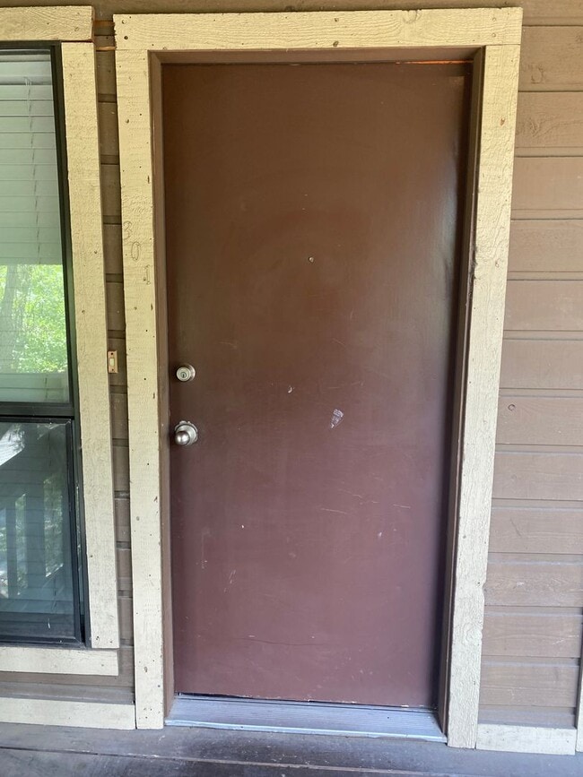 property at 612 Park Pl