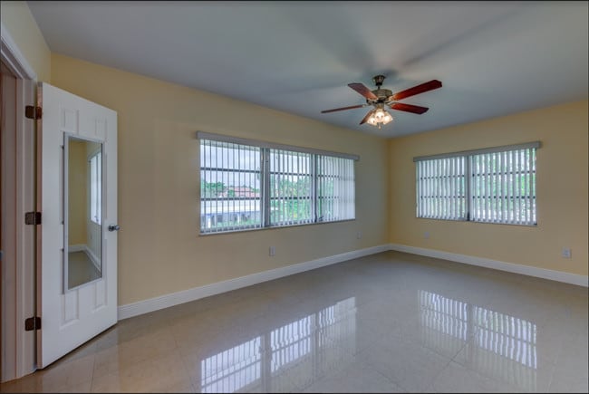 Residences at The Falls in Miami, FL - Building Photo - Building Photo