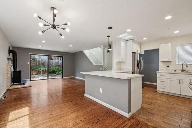 312 Keith Ave in Pacifica, CA - Building Photo - Building Photo