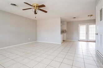 1212 Cavender Dr in Hurst, TX - Building Photo - Building Photo