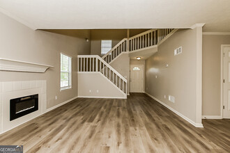 1930 Corners Cir in Lithonia, GA - Building Photo - Building Photo
