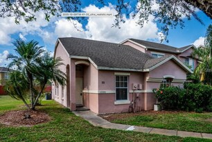 13180 Summerton Dr in Orlando, FL - Building Photo