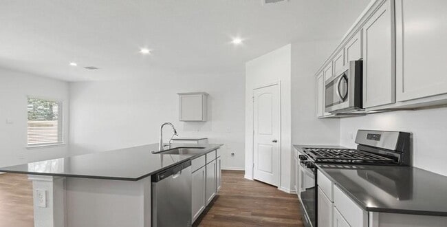 12814 Sunny Pass in Willis, TX - Building Photo - Building Photo