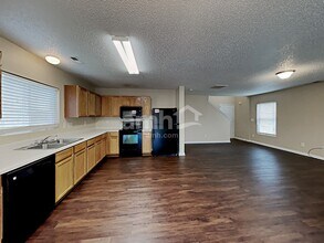 10707 Parnie Ct in Charlotte, NC - Building Photo - Building Photo