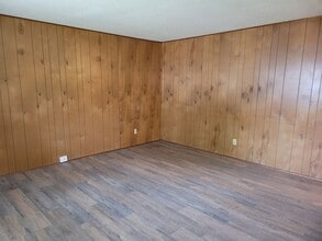 1419 E Cairo St in Springfield, MO - Building Photo - Building Photo