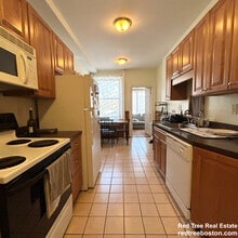 175 Harvard St, Unit 1 in Brookline, MA - Building Photo - Building Photo