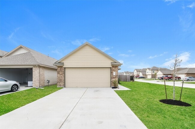 25372 Claremont Hills Ln in Porter, TX - Building Photo - Building Photo