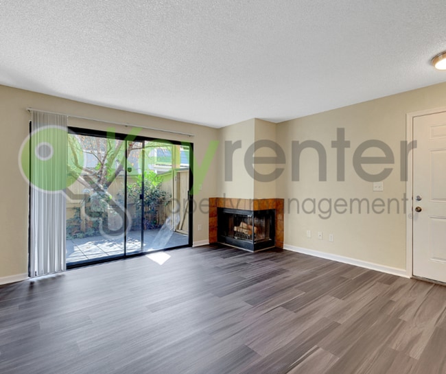 600 Del Verde Cir in Sacramento, CA - Foto de edificio - Building Photo
