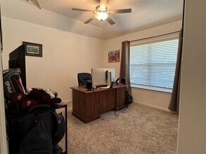 2005 Long Shadow Ln in Georgetown, TX - Building Photo - Building Photo