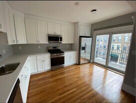 190 Kelton, Unit 3 in Boston, MA - Building Photo
