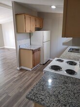 30 Cambridge Dr in Greenville, SC - Building Photo - Building Photo