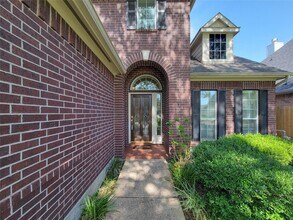 3011 Taylorcrest Dr in Pearland, TX - Building Photo - Building Photo