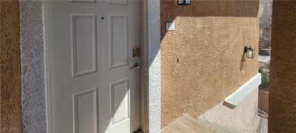 830 Carnegie St in Henderson, NV - Foto de edificio - Building Photo