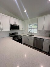 1712 COUNTY Rd in Bushnell, FL - Building Photo - Building Photo