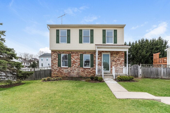 9408 Seven Courts Dr in Perry Hall, MD - Foto de edificio