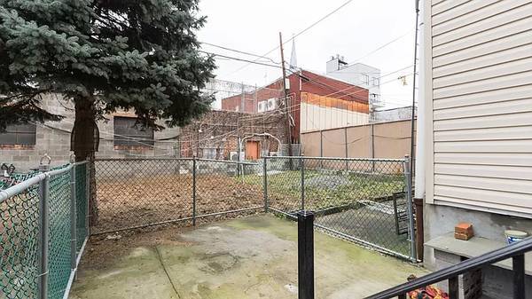 167 Hopkins St, Unit 2 in Brooklyn, NY - Building Photo - Building Photo