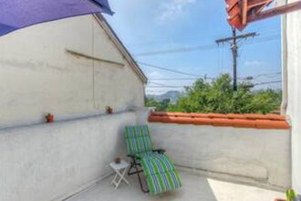 2406 Hidalgo Ave in Los Angeles, CA - Foto de edificio - Building Photo