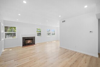 1101 Norton Ave in Glendale, CA - Building Photo - Building Photo