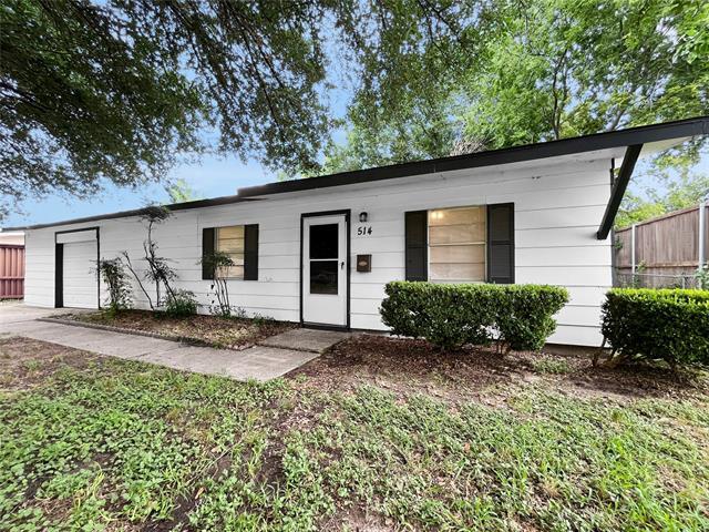 property at 514 Paza Dr