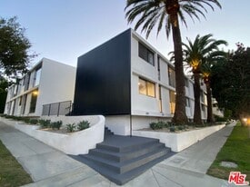 9500 W Olympic Blvd in Beverly Hills, CA - Building Photo